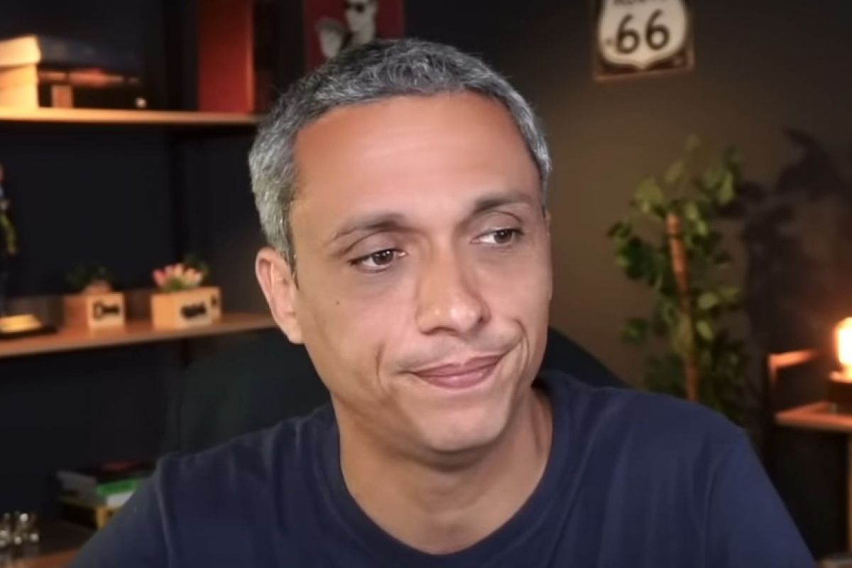 Gustavo Gayer quer proibir abortos em adolescentes que foram estupradas